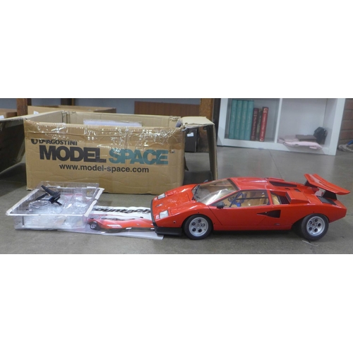 A DeAgostini Lamborghini Countach LP5005 1/8 scale, fully built