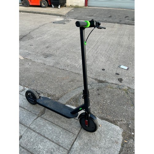 2415 - E-Life 250 Air electric scooter - W - no charger (seen running) - Police repossession