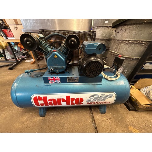 2460 - Clarke single phase air compressor