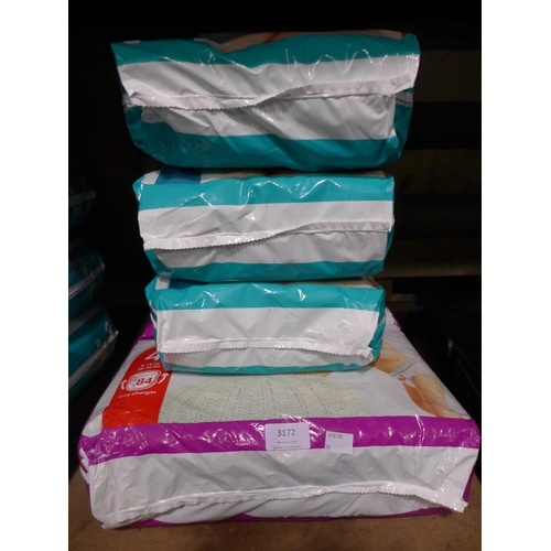 3172 - 4 Packs of Pampers nappies and pants (size 4) * this lot is subject to VAT