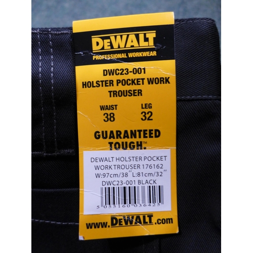 3195 - 5 Pairs of men's DeWalt black work trousers - 38