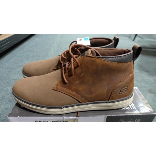 3218 - Pair of men's brown Skechers boots, UK 11 * this lot is subject to VAT