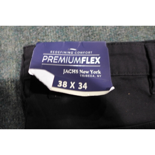 3230 - Bag of men's Jack's trousers - mixed sizes * this lot is subject to VAT