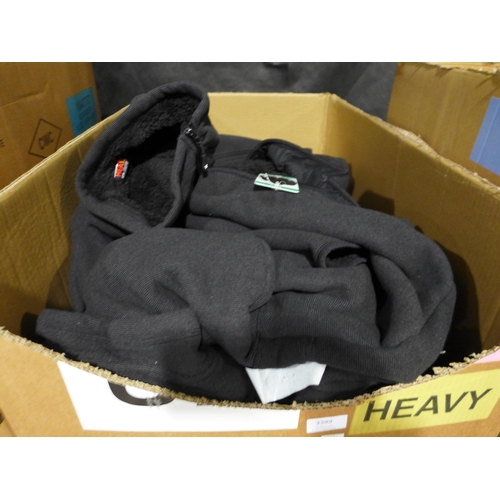 3399 - Box of men's 32°C Heat zip-up fleecy jackets - mixed sizes * this lot is subject to VAT