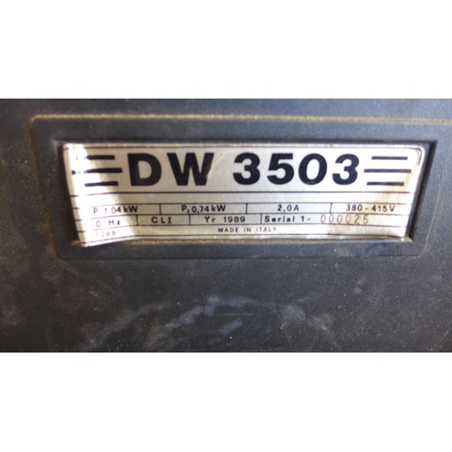 2001 - Dewalt DW3503 3-Phase (380V-415V) band saw