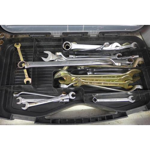 2030 - 2 Tool boxes of Mac tools and Snap-On spanners