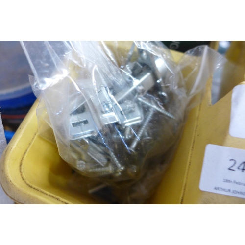 2426 - Tray of fixings wheel bearing kit and price ?