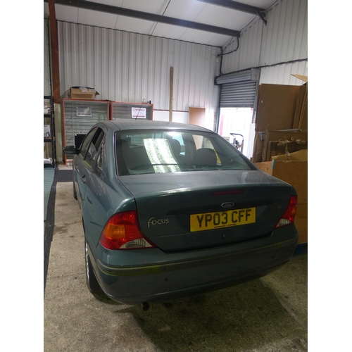 2493 - Ford Focus 1.6L LX petrol four door saloon with automatic transmission, new battery fitted. One owne... 