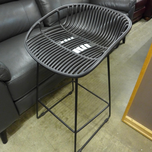 1404 - A pair of Shipley black bar stools