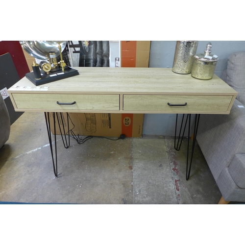 1448 - A Mately natural finish desk