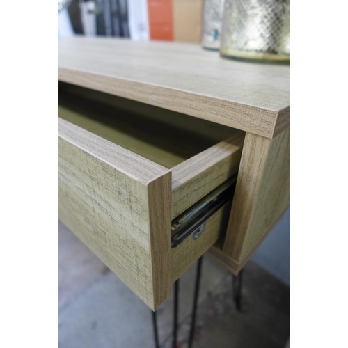 1450 - A Mately natural finish desk