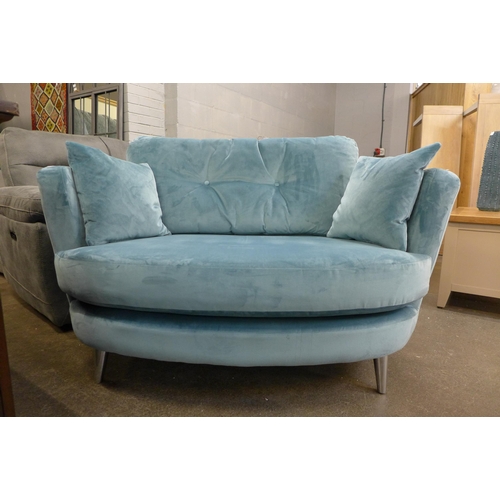 1517 - An ocean blue velvet button back love seat