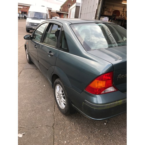 2493 - Ford Focus 1.6L LX petrol four door saloon with automatic transmission, new battery fitted. One owne... 