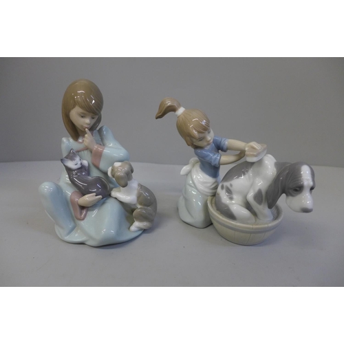 603 - Two Lladro figures