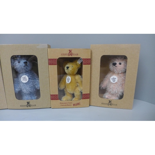 622 - Eight small Steiff Teddy bears