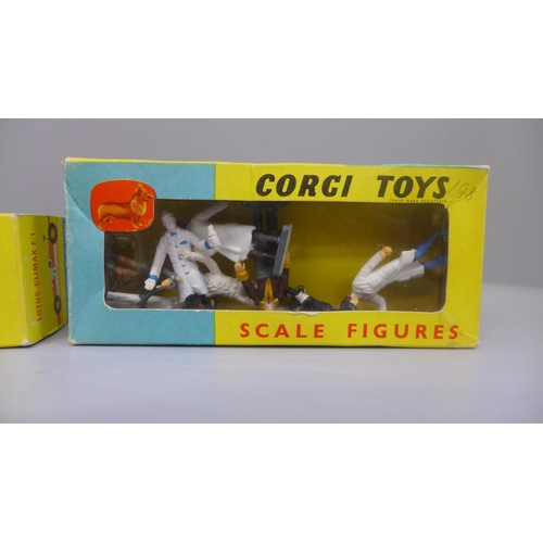 637 - Two Corgi Toys model vehicles and scale figures, 264, 158 and 1505, boxed, one box a/f