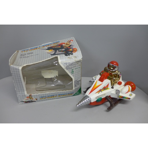 781 - A battery operated non-stop mystery action Fly-Eagle Spaceship