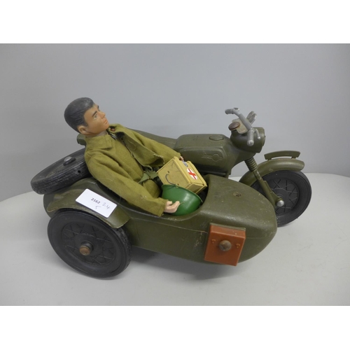 783 - An Action Man and a motorcycle and side car