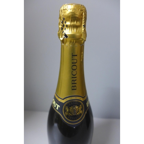 828 - A bottle of Bricout Champagne, with box