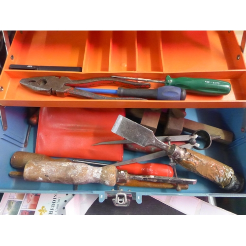 2037 - Two vinyl toolboxes with approx. 30 tools: drill bits, pliers, chisels, etc.