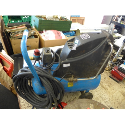 2112 - Abac Pole Position 2HP compressor with attachments