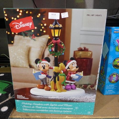 3018 - Disney Carollers (283-229) * This lot Is subject to VAT