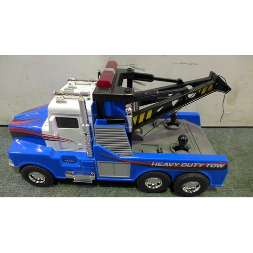 3074 - Cocomelon Learning Bus and Mighty Motorised Vehicle (281-62,69)   * This lot is subject to vat