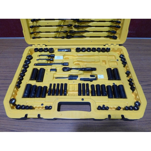 3092 - Dewalt Mechanics Set (282-601)  * This lot is subject to vat