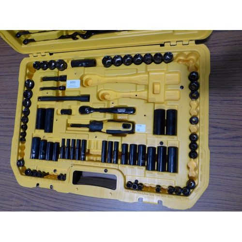 3092 - Dewalt Mechanics Set (282-601)  * This lot is subject to vat