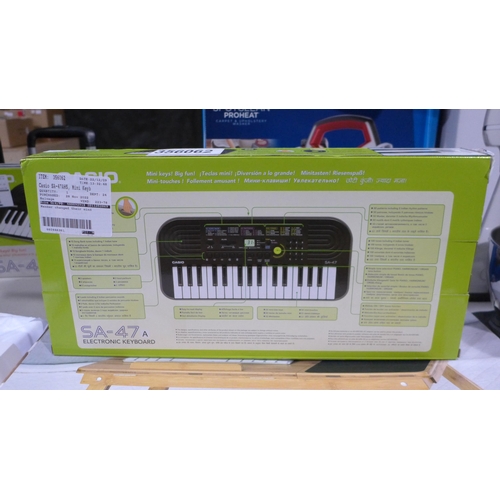 3266 - Casio Mini Keyboard SA-47AH5 in black    (282-134)  * This lot is subject to vat