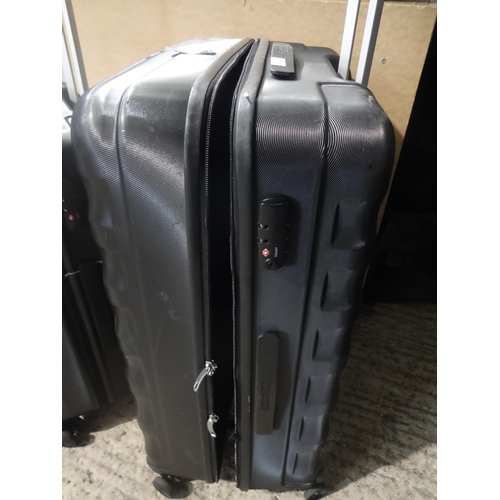 3373 - American Tourister Black 3Pc set - hardside spinner luggage, Original RRP £119.99 + vat (282-496)  *... 