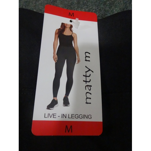 3389 - Bag of women's leggings, various styles/colours/sizes * this lot is subject to VAT