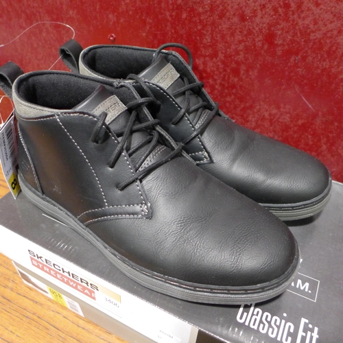 3406 - Pair of men's black Skechers boots, UK size 7 * this lot is subject to VAT