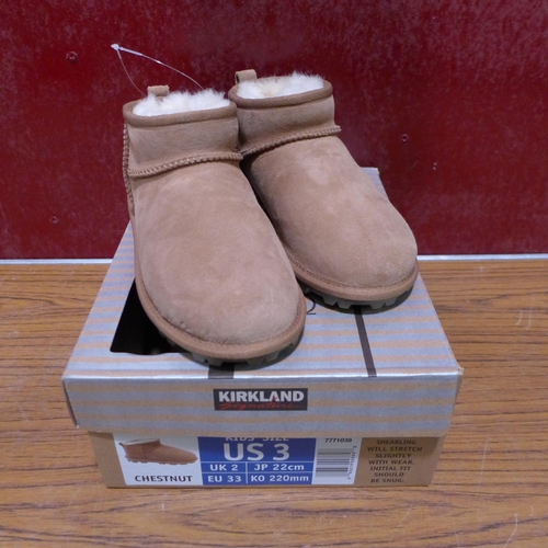 3413 - Pair of children's chestnut Shearling boots, UK size 2 * this lot is subject to VAT