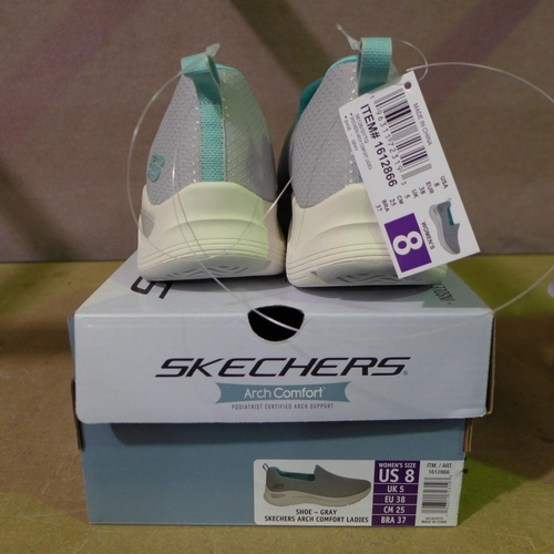 3432 - Pair of women's grey Arch Comfort Skechers UK size 5 * this lot is subject to VAT