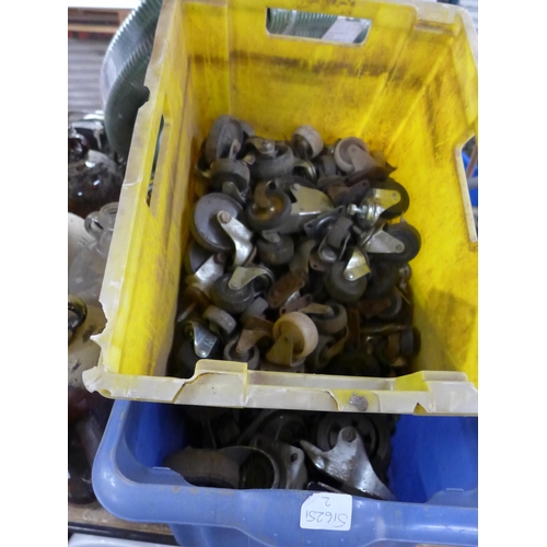 2127 - Approx. 20 large industrial casters and 50+ smaller casters