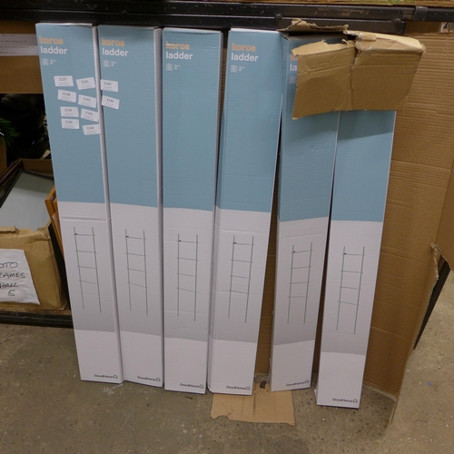 2141 - 6 boxed, unused Good Home Koros ladders