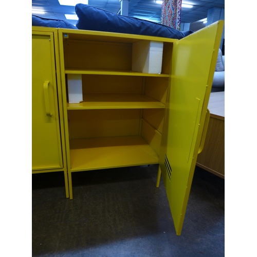 1530 - A yellow locker/side cabinet