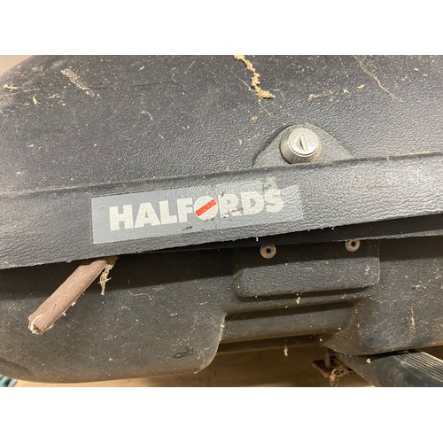 2162 - Halfords approx 1.4m x 8cm car roof box with brackets