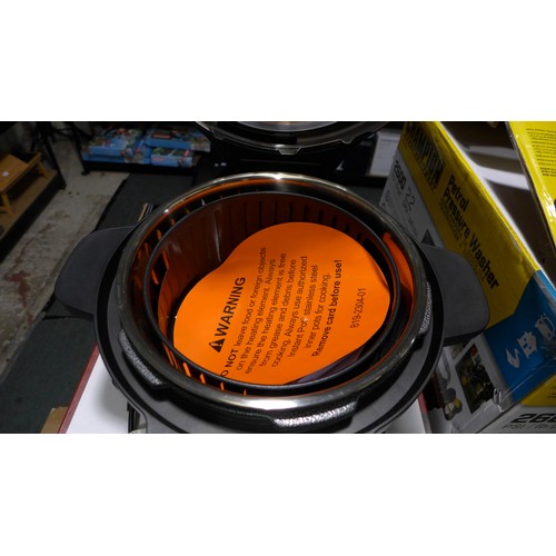 3246 - Instant Pots One Lid 6.2L, Original RRP £159.99 + vat (282-159,492)  * This lot is subject to vat