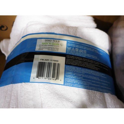 3397 - Pack of white hand towels, 100% cotton, 40 x 76cm * this lot is subject to VAT