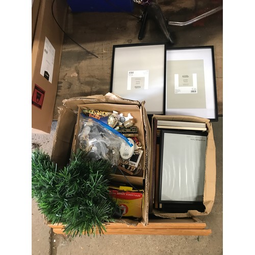 2150 - Box of approx. 30 picture frames, and box of household items: lights, light bulbs, costume jewellery... 