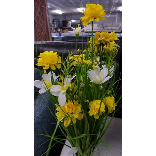 1414 - A floral grass bundle with Dahlias and Freesia, H 70cms (2925612)   #