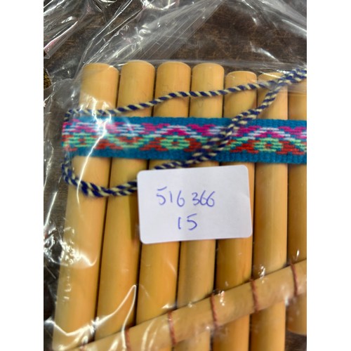 2069 - 6 Peruvian pan pipes - unused