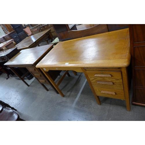 186 - Two oak desks