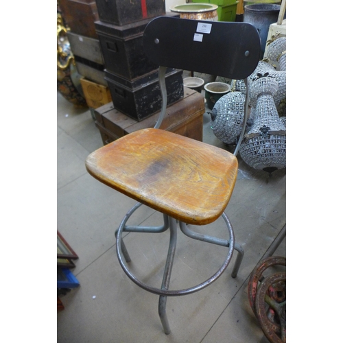 288 - A Tan-Sad industrial machinists stool