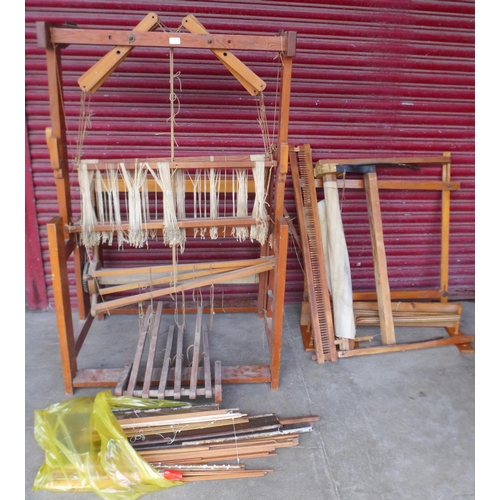 296 - A pine weaving loom