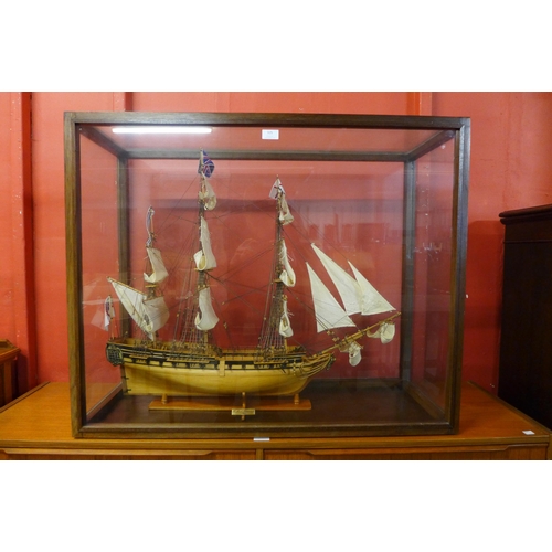 325 - A cased model of H.M.S Unicorn