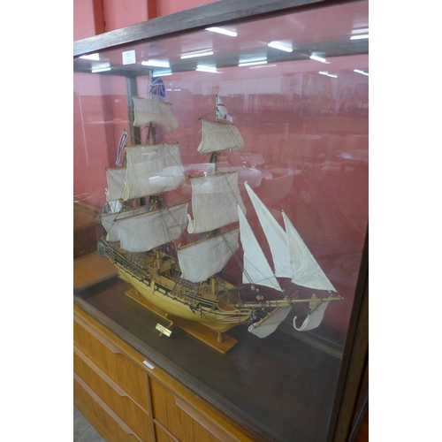 325 - A cased model of H.M.S Unicorn