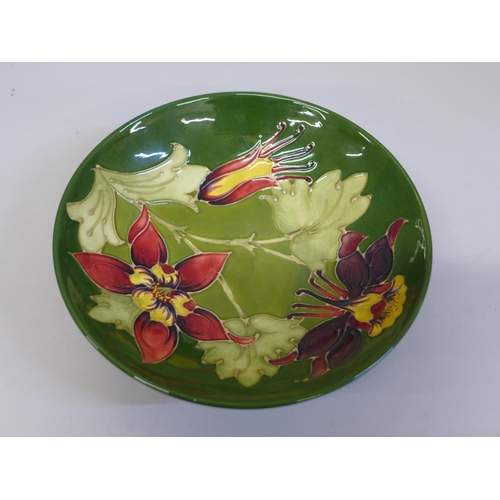 652 - A Moorcroft bowl, 18.5cm